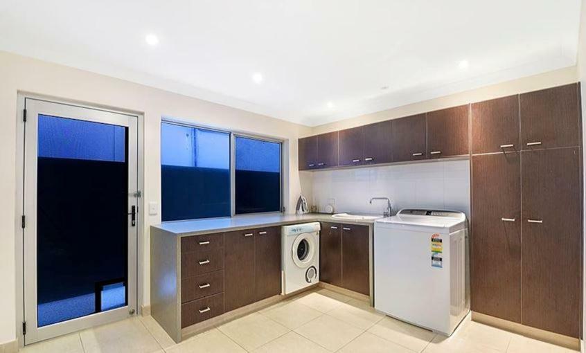 Beachfront Beauty! Gold Coast Exteriér fotografie